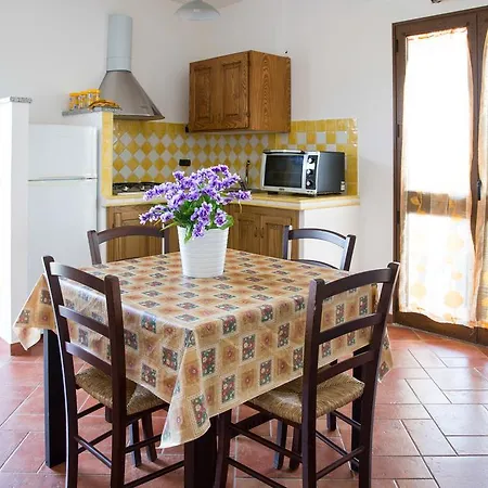 Torre Di Bari Apartment *